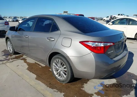2015 Toyota Corolla Le Plus z USA, uszkodzony, nr VIN 5YFBURHE4FP227580